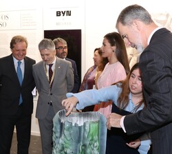 El Rey y la Reina durante la visita