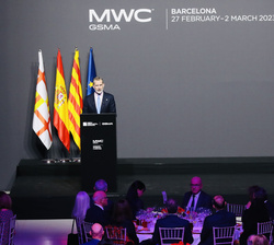 Su Majestad el Rey durante su intervención en el MWC Barcelona 2023