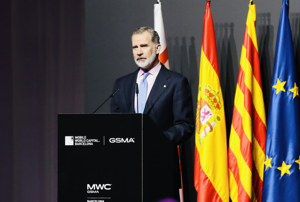 Su Majestad el Rey durante su intervención en el MWC Barcelona 2023