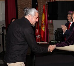 La Reina entrega el diploma al finalista David Montes Alonso