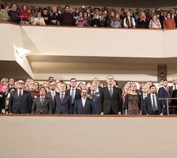 Vista general de la Sala Sinfónica durante la interpretación del Himno Nacional