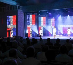 Representación de la historia de la República Dominicana en un espectáculo cultural