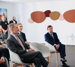 El presidente de “Madrid Content City”, Raúl Berdones, durante su presentación a Don Felipe