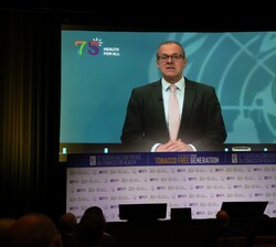 Intervención 'on line' del director Regional para Europa de la OMS, Hans Henri P. Kluge