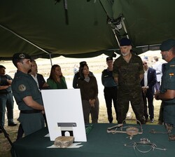 Explicación a Su Majestad el Rey de medios no selectivos de caza y furtivismo, por miembros del Cuerpo del Instituto Armado