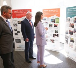 Exposición sobre el 40 aniversario de la Confederación Salud Mental España