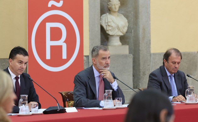 Su Majestad el Rey durante la reunión de la Fundación del Foro de Marcas Renombradas Españolas 