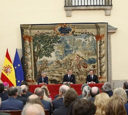 Don Felipe dirigió unas palabras a los asistentes