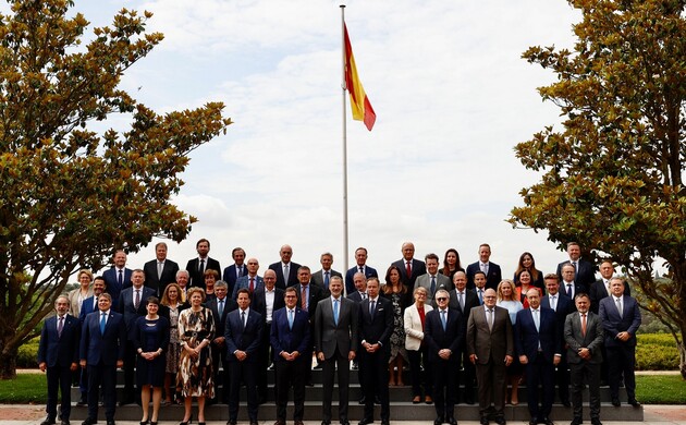 Fotografía de grupo de Su Majestad el Rey junto al consejo de presidentes de BusinessEurope