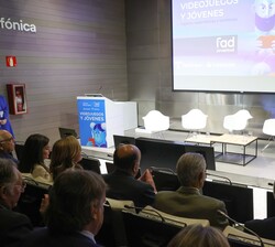 Presentación del vídeo sobre la investigación “Videojuegos y jóvenes. Lugares, experiencias y tensiones”