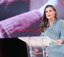 La Reina durante su intervención