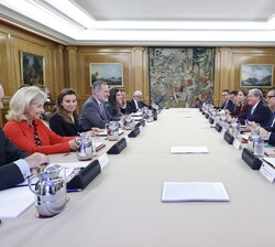 Reunión de la Comisión Delegada de la Fundación Princesa de Girona presidida por Don Felipe y Doña Letizia