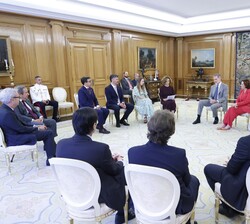 Desarrollo de la audiencia del Rey a los miembros del jurado del “Premio 15 de junio”, de la iniciativa ciudadana “España Juntos Sum