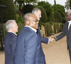 El Rey y el Rey Abdalá II reciben a los jefes de Estado asistentes al Foro los Presidentes de Mauritania, Guinea-Bissau y de la Comisión de la Unión A