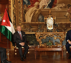 Su Majestad el Rey y Su Majestad el Rey Abdalá durante su encuentro