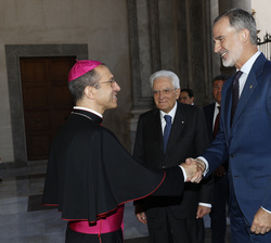 Su Majestad el Rey a su llegada a la Catedral de Monreale