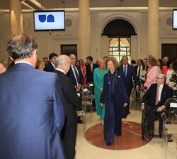 Doña Sofía a su entrada en el Palacio del Marqués de Salamanca