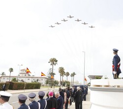 Un momento del desfile aéreo