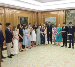 Sus Majestades los Reyes y SS.AA.RR. la Princesa de Asturias y la Infanta Doña Sofía durante la audiencia