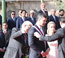 Su Majestad el Rey durante la imposición de los Atributos del Mando Presidencial
