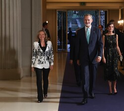 Los Reyes acceden al Museo Nacional de Arte de Cataluña (MNAC)de Barcelona