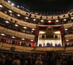 Vista general durante la interpretación del Himno Nacional