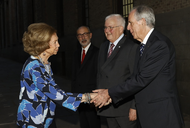 Su Majestad la Reina Doña Sofía es recibida por presidente de la Federación Española de Bancos de Alimentos (FESBAL), Pedro Miguel Llorca