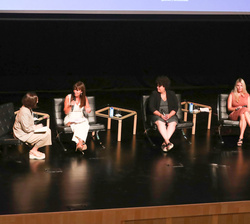 Mesa redonda, “Concienciación y sensibilización de la sociedad”