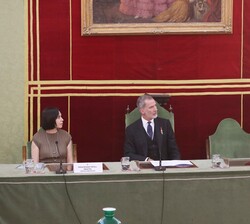 Su Majestad el Rey durante el acto de Apertura del Curso Académico de las Reales Academias