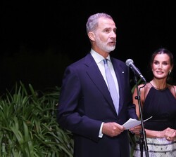 Su Majestad el Rey dirigió unas palabras a los asistentes