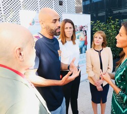 Doña Letizia durante el encuentro con los asistentes al acto
