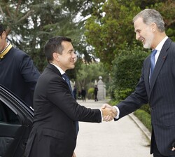 Su Majestad el Rey recibe el saludo de Su Excelencia el Presidente electo de la República del Ecuador, Sr. Daniel Noboa Azín