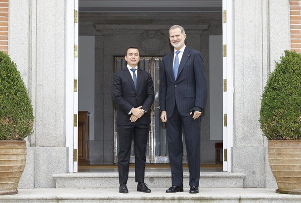 Don Felipe, acompañado por Su Excelencia el Presidente electo de la República del Ecuador, Sr. Daniel Noboa Azín