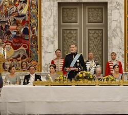 Su Majestad el Rey dirigió unas palabras a los asistentes