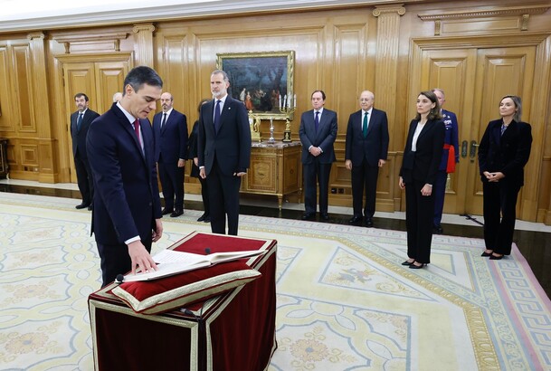 Promesa de Don Pedro Sánchez Pérez-Castejón, como presidente del Gobierno, ante Su Majestad el Rey