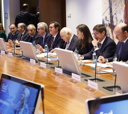Reunión del máximo órgano de la Fundación Fad Juventud, presidida por Su Majestad la Reina
