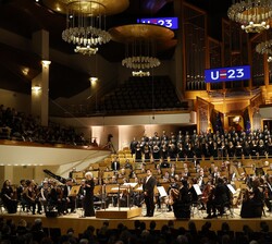 Presentación del concierto de clausura de la Presidencia española del Consejo de la Unión Europea a cargo de la actriz Marisa Paredes
