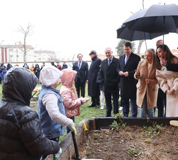 Visita de los Reyes al Aula de Naturaleza