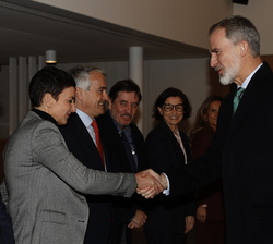 Su Majestad el Rey recibe el saludo de la secretaria General para la Unión Europea, María Dolores Lledó