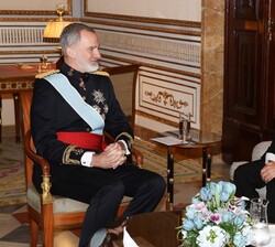 Su Majestad el Rey conversa con el embajador de la República Checa, Libor Sečka, tras recibir las Cartas Credenciales