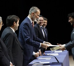 Su Majestad el Rey hace entrega de la Cruz de San Raimundo de Peñafort al número uno de la LXXII promoción de la Carrera Judicial, Jurge Manuel Pastor