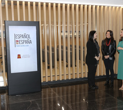 Su Majestad la Reina durante la presentación del proyecto "Salamanca Ciudad del español” 