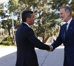 Su Majestad el Rey recibe al Presidente de la República del Paraguay, Santiago Peña Palacios