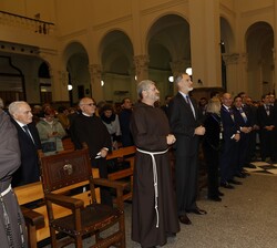 Su Majestad el Rey durante su asistencia al besapié a la imagen de Nuestro Padre Jesús Nazareno, "Cristo de Medinaceli"