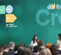 Entrevista a Livia Cupertino, becada representante del proyecto “Energy for Future”, estudiante del Imperial College de Londres y represen