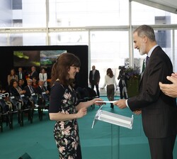 Su Majestad el Rey entrega las “Becas Iberdrola”