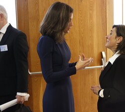 Doña Letizia con Ana Cristina López, víctima del terrorismo