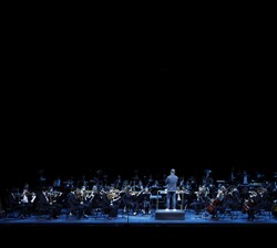 Vista general del escenario durante la gala