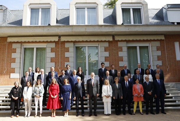 Su Majestad el Rey junto al Patronato de la Fundación Hermes