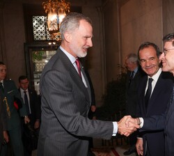 Llegada de Su Majestad el Rey a la Real Academia Española